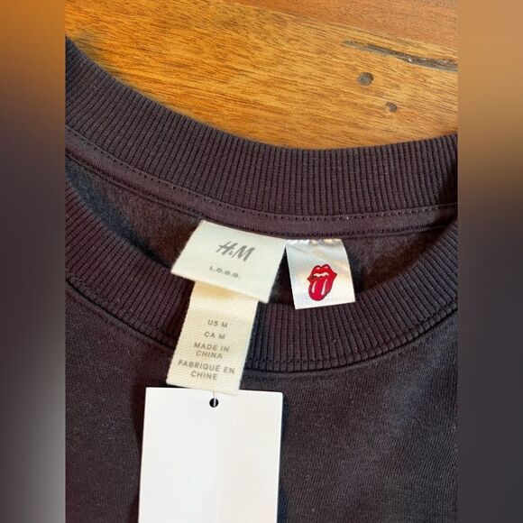 ROLLING STONES black SWEATSHIRT! Size Medium; H&M; NWT - Picture 4 of 5